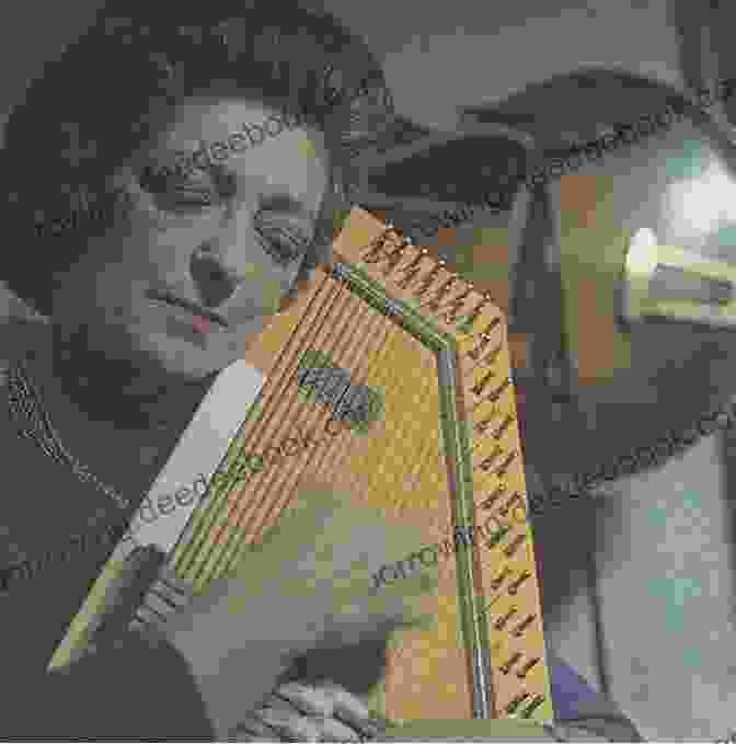 Maybelle Carter Playing The Autoharp North Carolina String Music Masters: Old Time And Bluegrass Legends